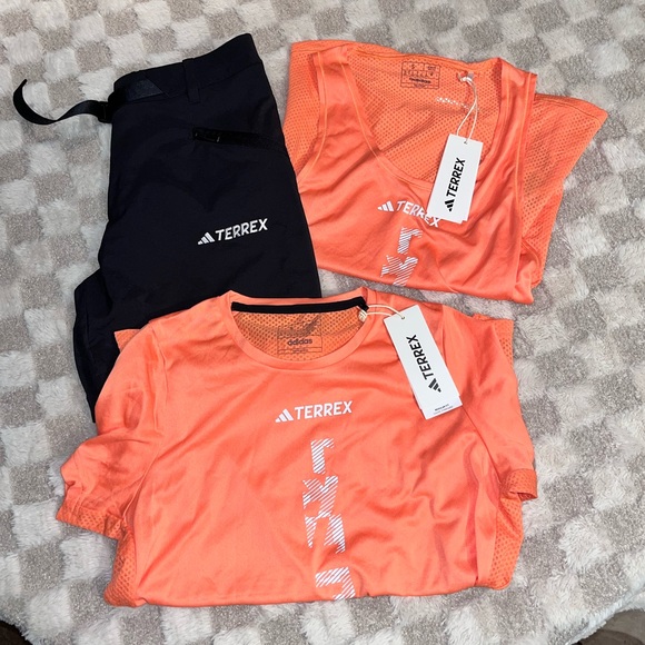 Adidas Terrex Orange and Black Activewear Set - Picture 1 of 5